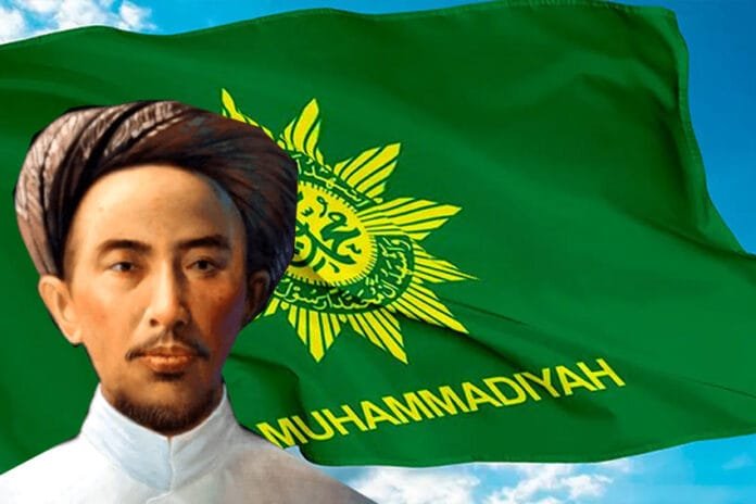 KH-AHMAD-DAHLAN-MUHAMMADIYAH-696x464
